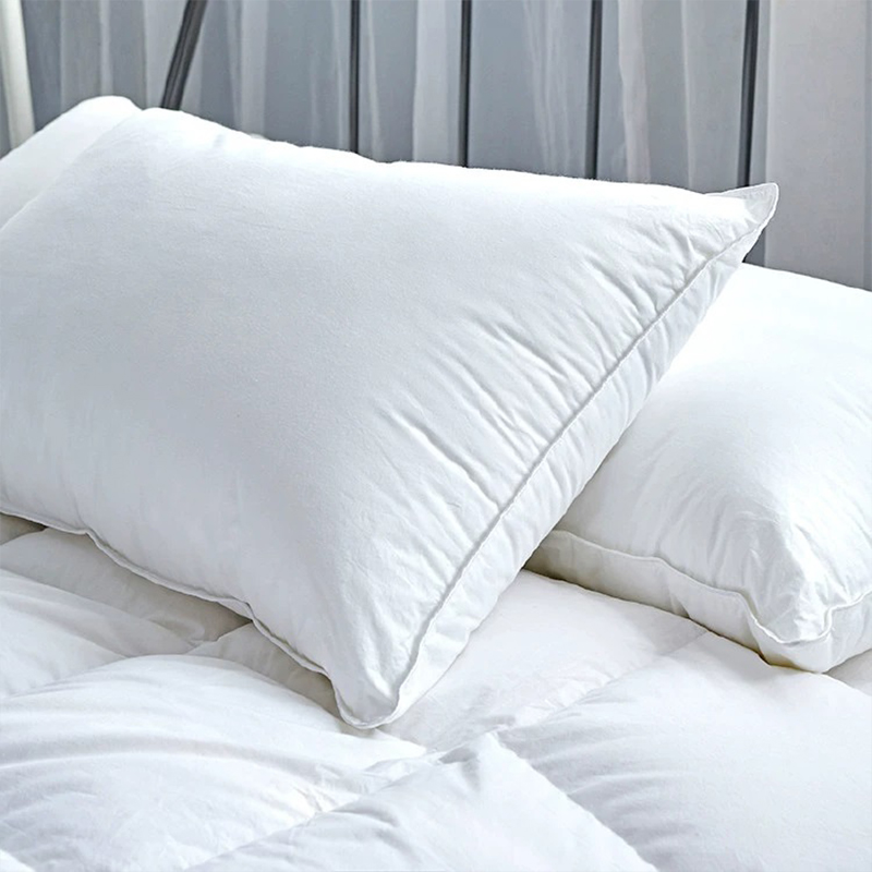 複数の部屋の贅沢90％グースダウンフェザーホテルの睡眠枕
